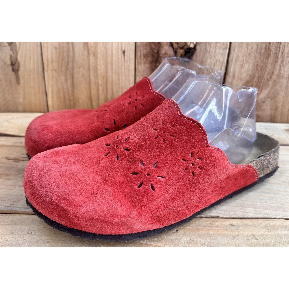 Avon Clogs Suede Floral Perforated Women 8 Red Excellent